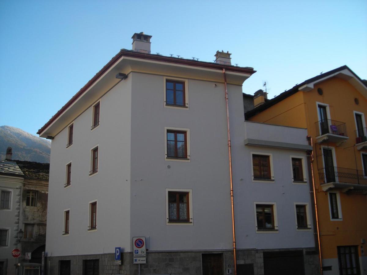 Aosta Maisongnemaz Екстериор снимка